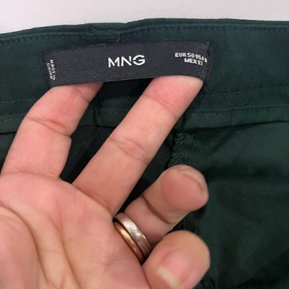 Mango Capri flat front zipper green pants size US 10 - Picture 7 of 12